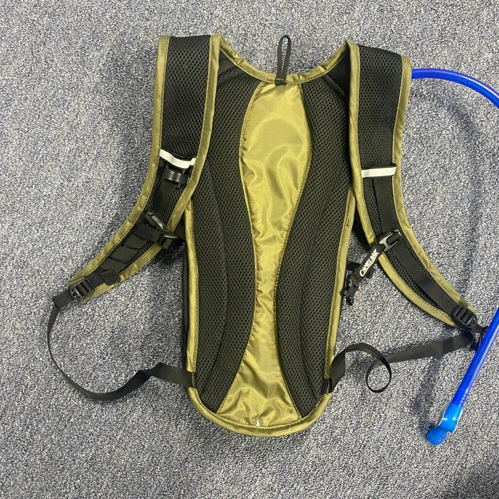CamelBak Velocity 2.5L / 85oz Hydration Pack Olive Green Backpack Reservoir